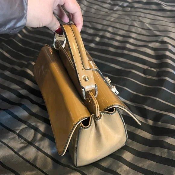 Purse - Picture 4 of 5